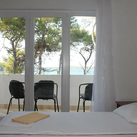 Covahouse * Jelsa (Hvar)