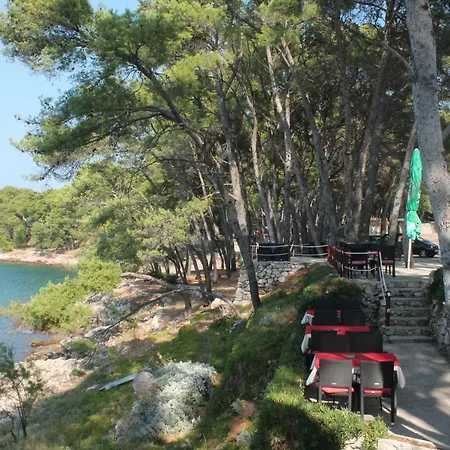 Covahouse * Jelsa (Hvar)