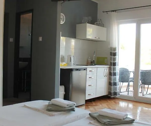 Covahouse Apartament *