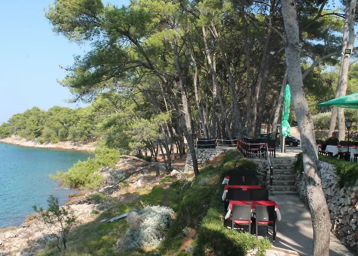 Covahouse * Jelsa (Hvar)