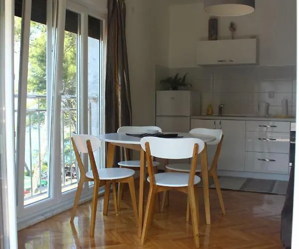 Covahouse Jelsa (Hvar)